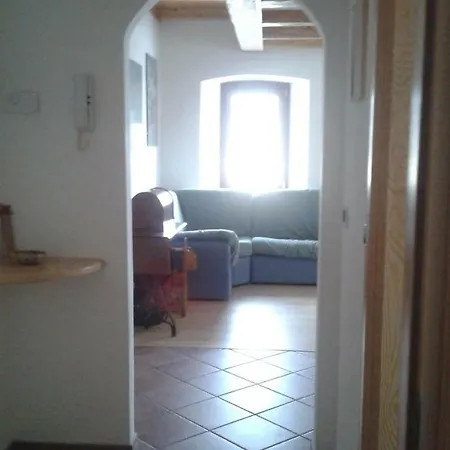 Giovanna Ribul Moro *